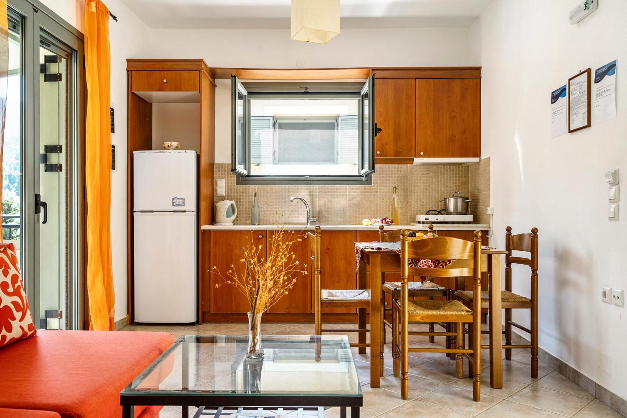 Alkionides Apartment 2 Ayios Nikitas Bagian luar foto